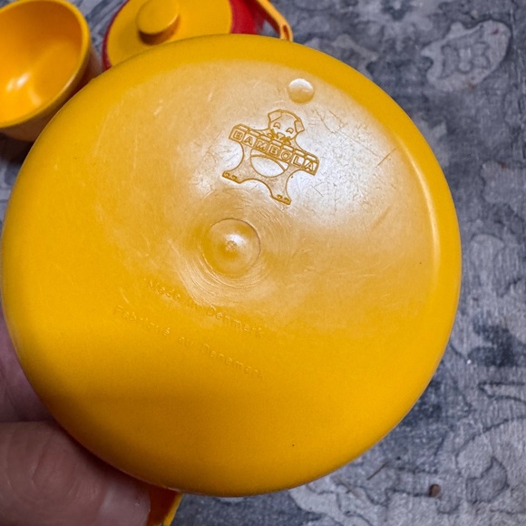 Vintage BAMBOLA made in Denmark kitchen set  Brighten up playtime with this colo - Picture 5 of 9